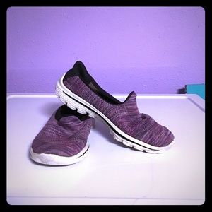 Women’s memory foam walking shoes